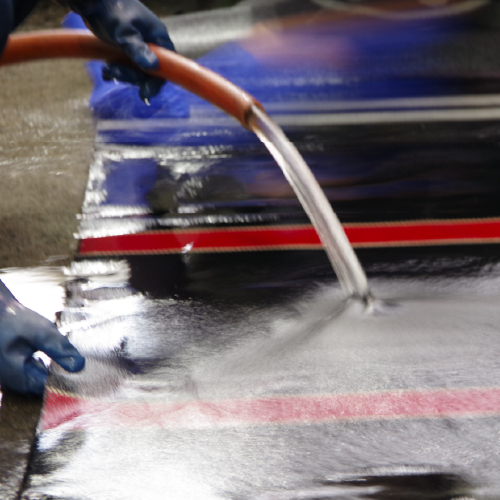 生地を洗うイメージ